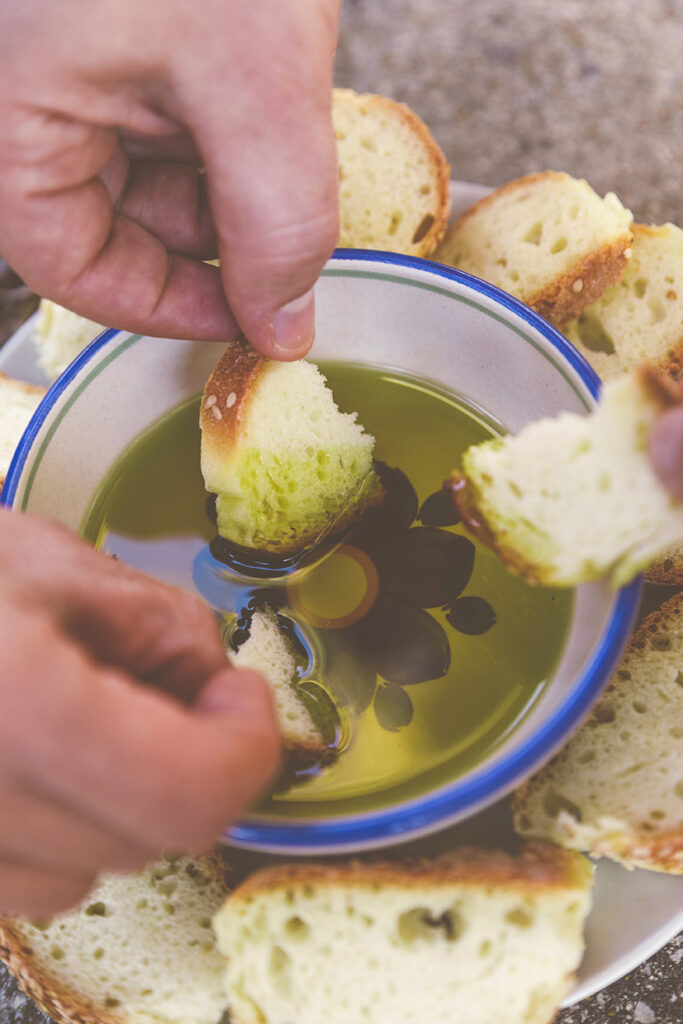 Esperienza degustazione olio e visita all'uliveto di Baglio Cappello