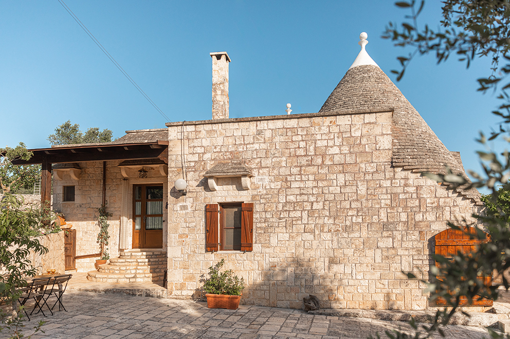 Trullo_Edera_ISetteConi_esterno_entrata_10