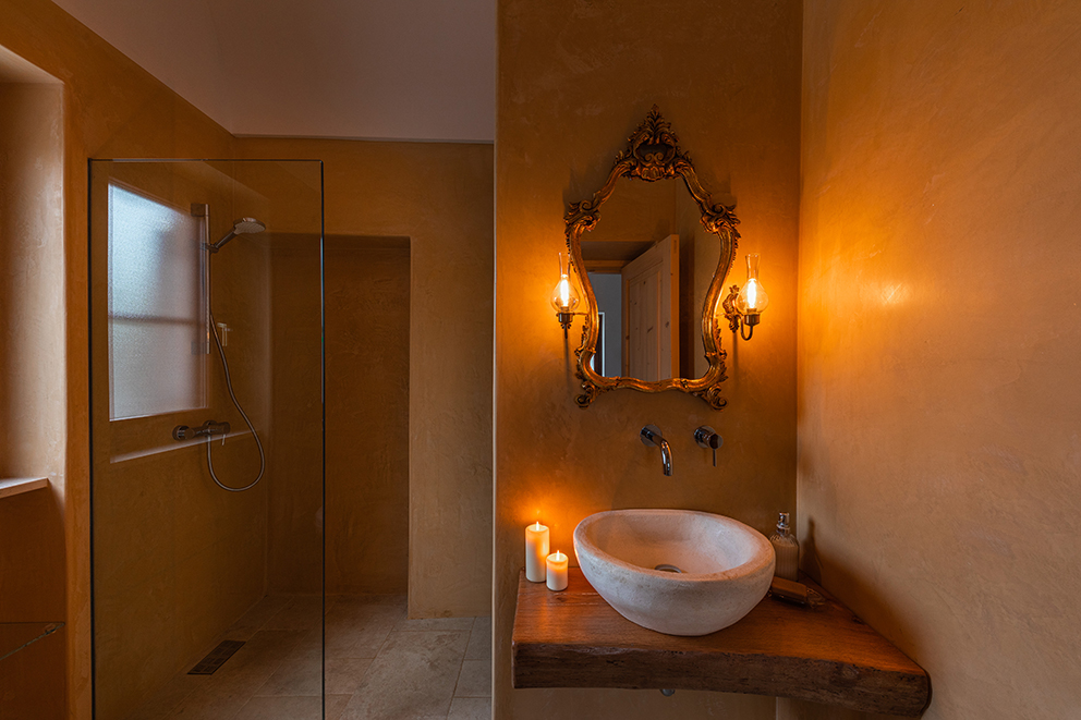 Trullo_Lavanda_ISetteConi_bagno_ensuite_camera_matrimoniale_05